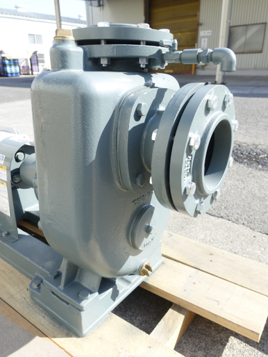 新古品<br>自吸式<br>渦巻きポンプ