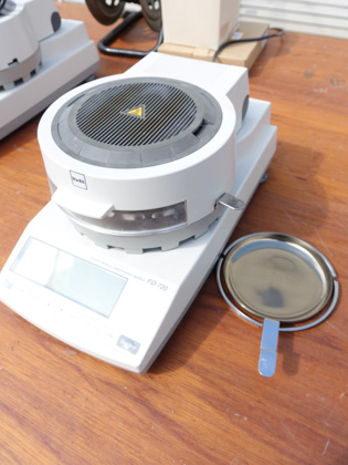 赤外線<br>水分計