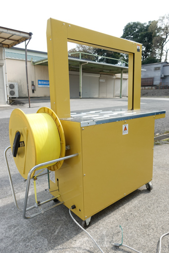 自動包装機<br><br>PPバンド締め機