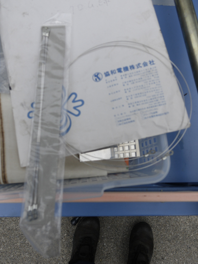 シュリンクトンネル<br><br>シュリンク包装機<br><br>T型シーラー付