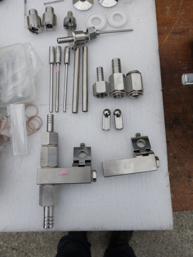 自働分注器<br><br>充填機